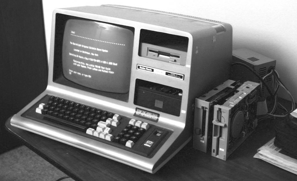 old-computer-new-computer-1024x625 News